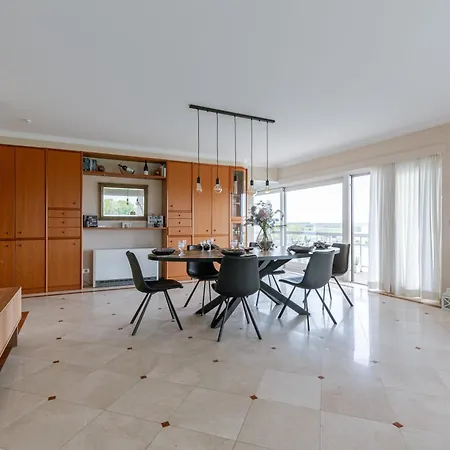 Huswell - Apartment With Lake View & Common Indoor Pool Knokke-Heist Exterior photo