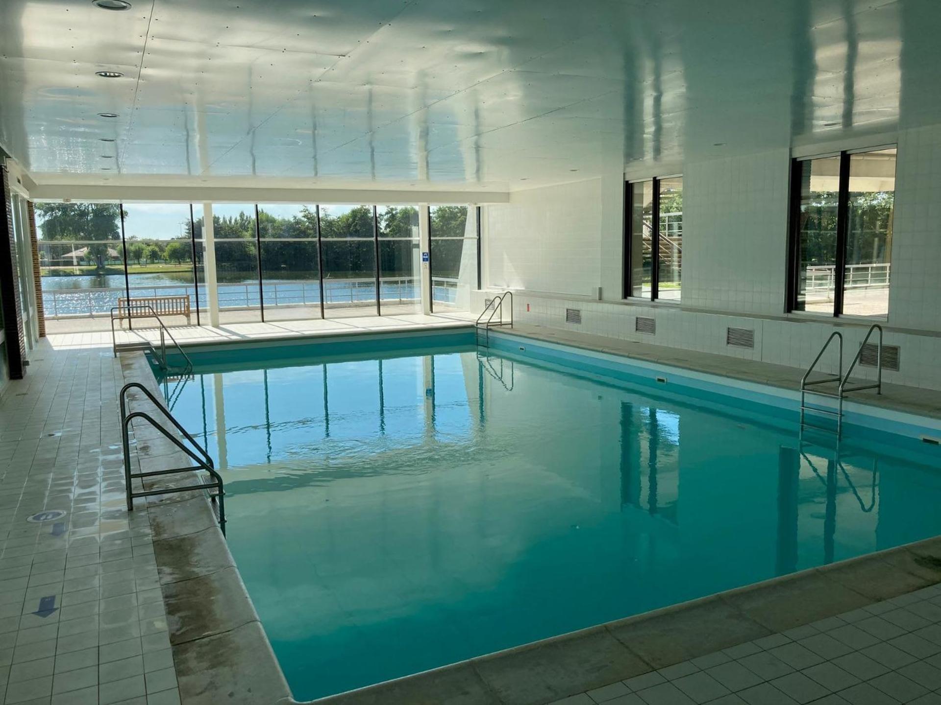 Huswell - With View & Common Indoor Pool