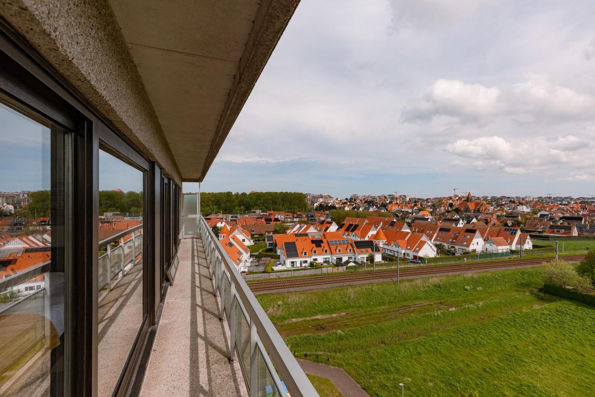 Huswell - With View & Common Indoor Pool * Knokke-Heist